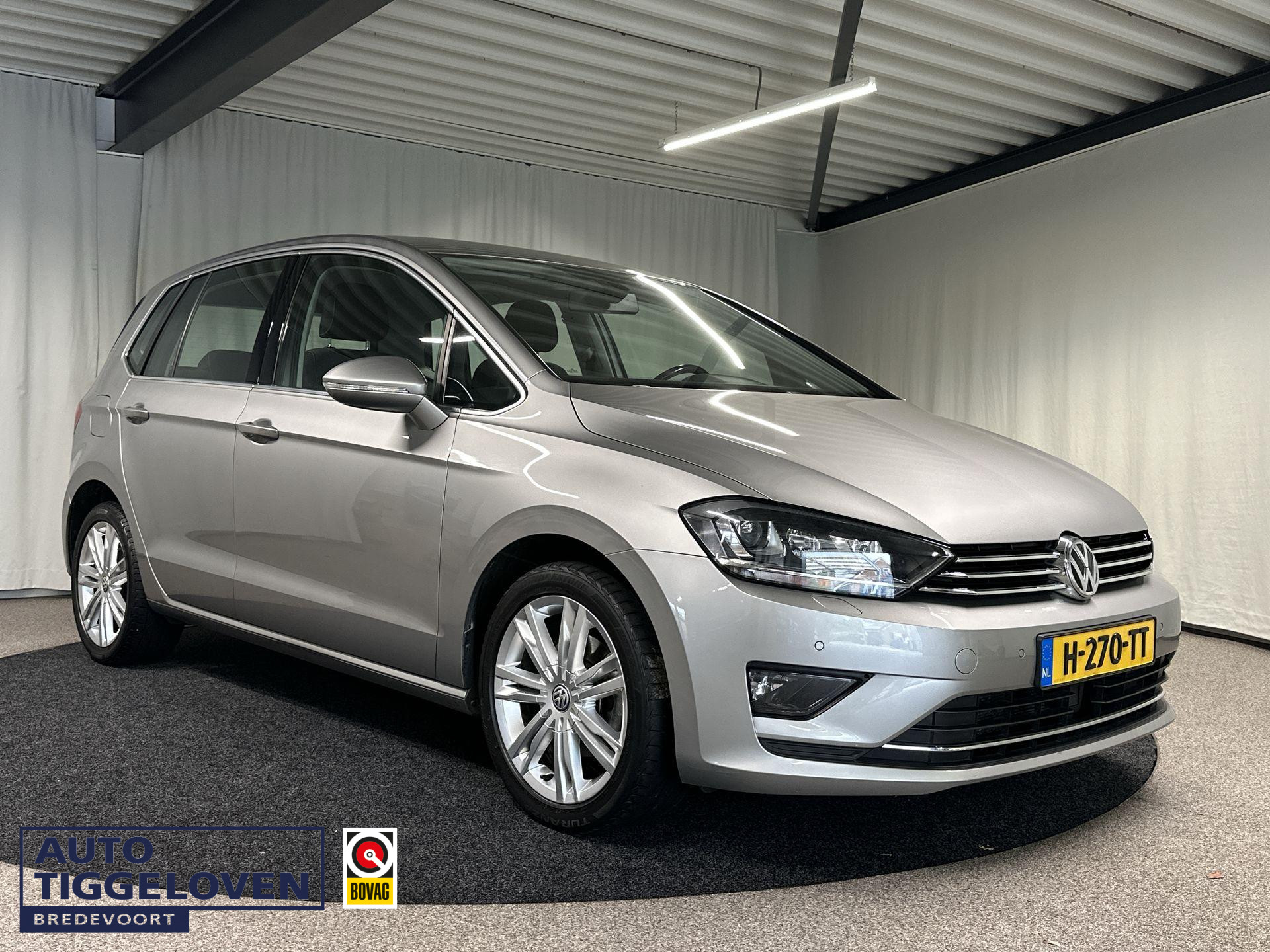 56338577